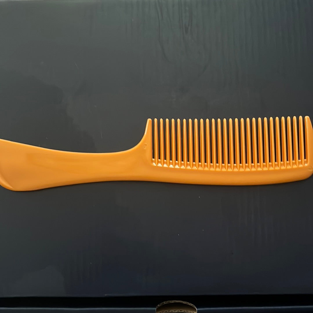 Combs